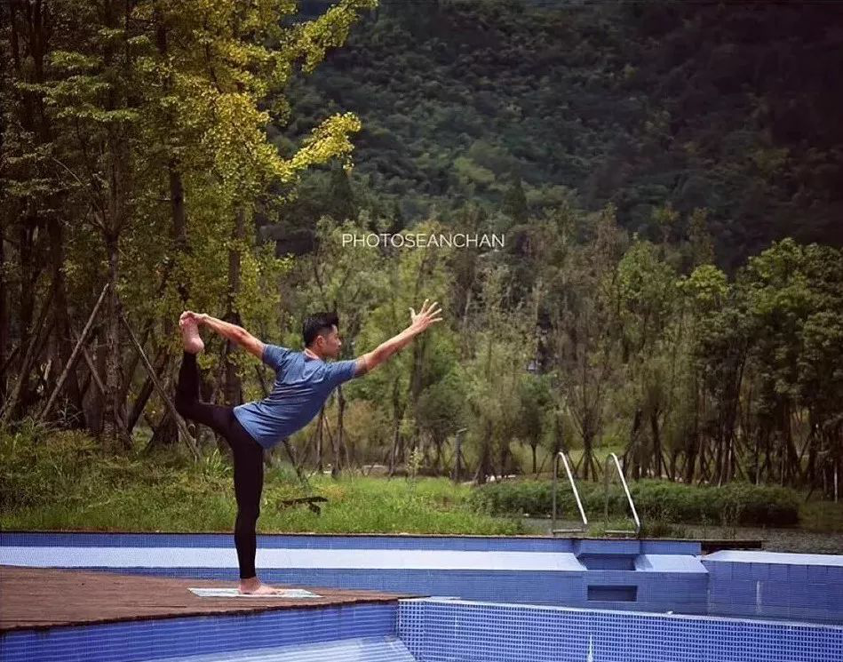 5df2094f2349c.png 8.png